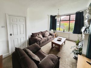 Lounge- click for photo gallery